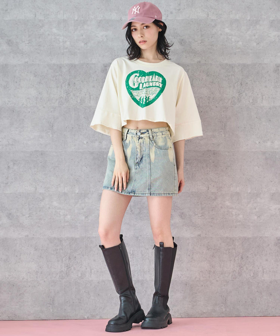 クロップド ハート プリント ロゴ Tシャツ 153-5792