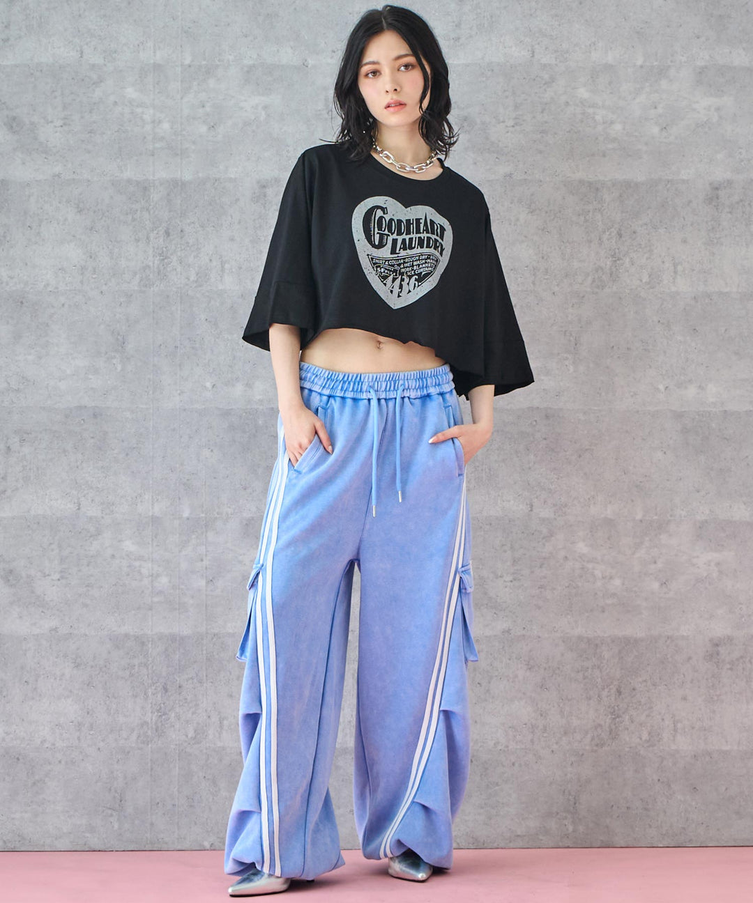 クロップド ハート プリント ロゴ Tシャツ 153-5792