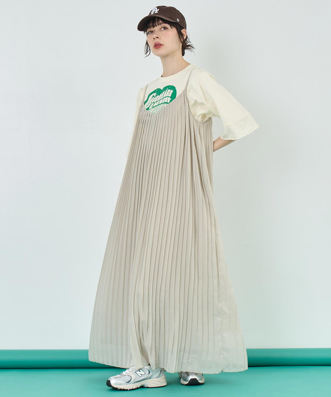 クロップド ハート プリント ロゴ Tシャツ 153-5792
