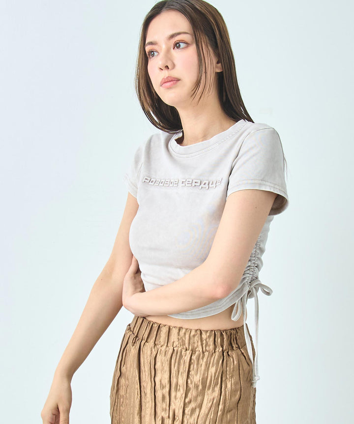 サイド ギャザー ケミカル ウォッシュ エンボス ロゴ Tシャツ 153-5866