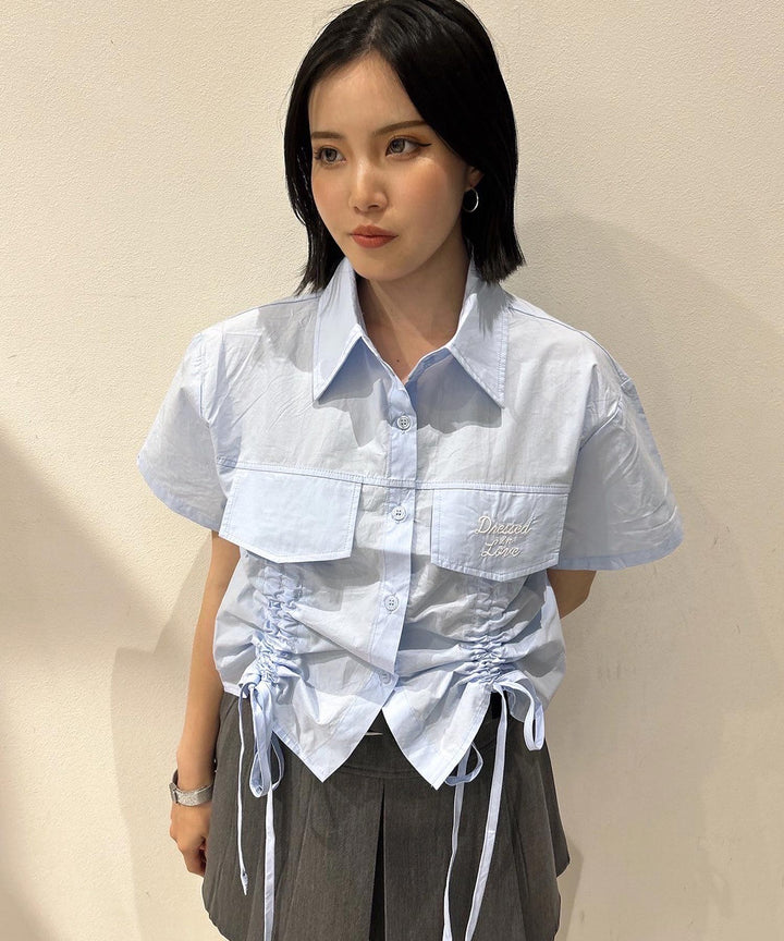 ブルー