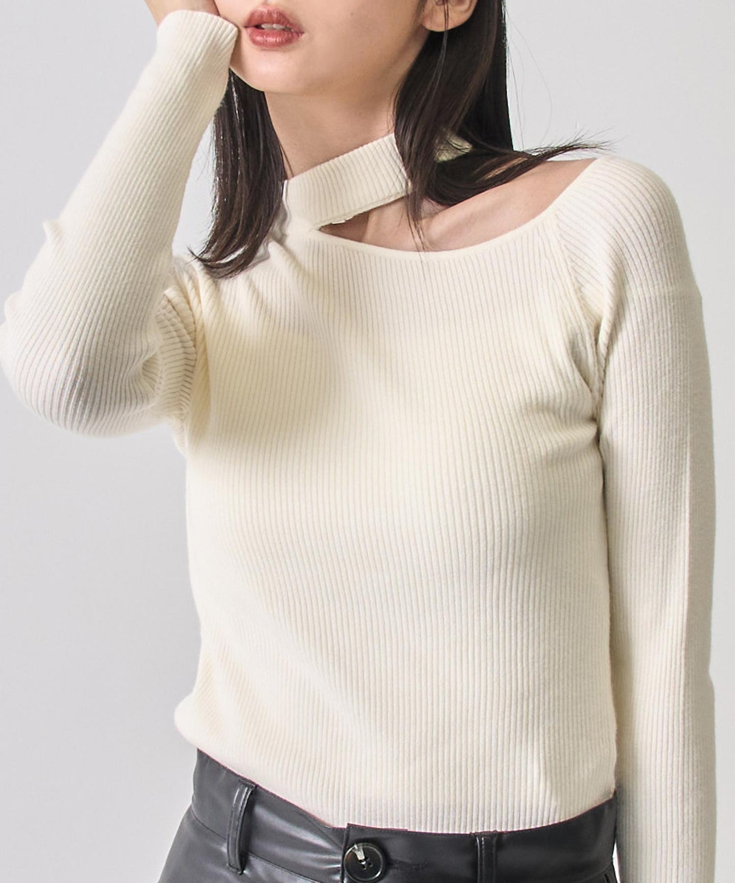 チョーカーネック オープンショルダー リブニット 153-5964