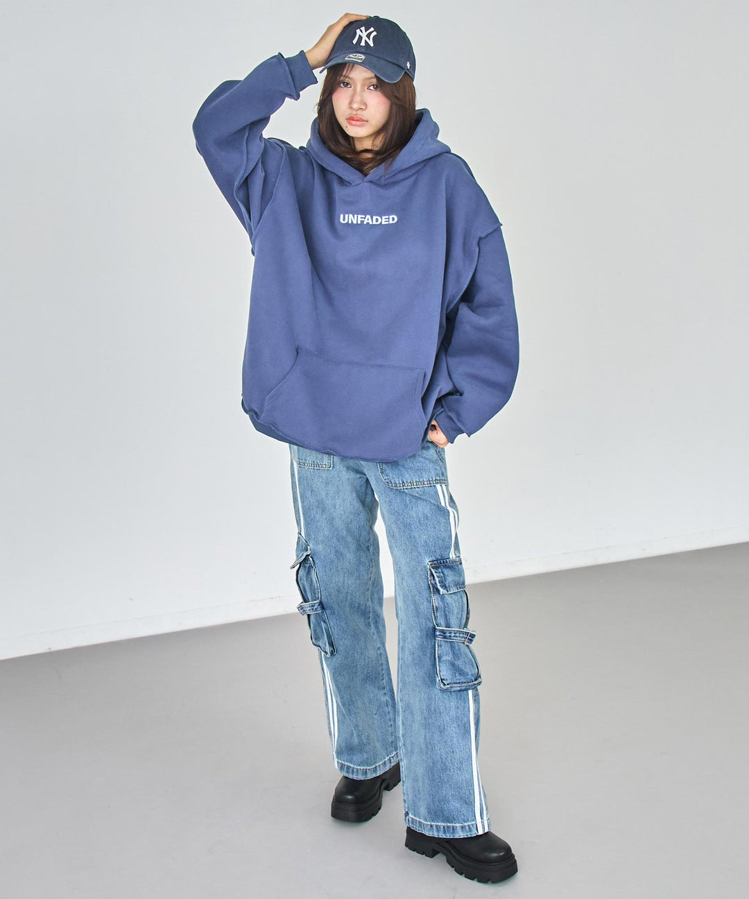 ネイビー