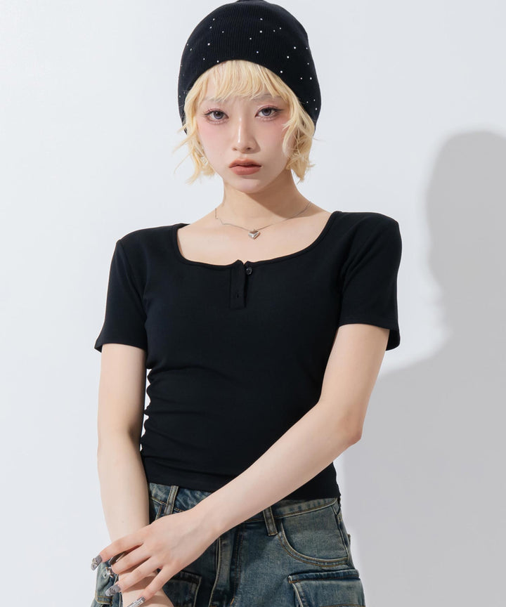 ブラック