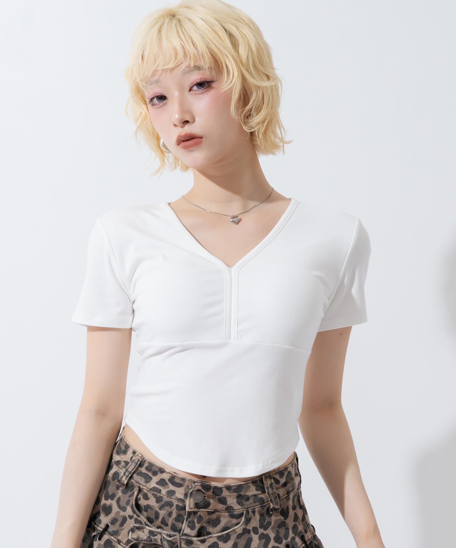 なつ カップ付 Vネック ぴたっとTシャツ 153-6124 – ANAP オンラインショップ