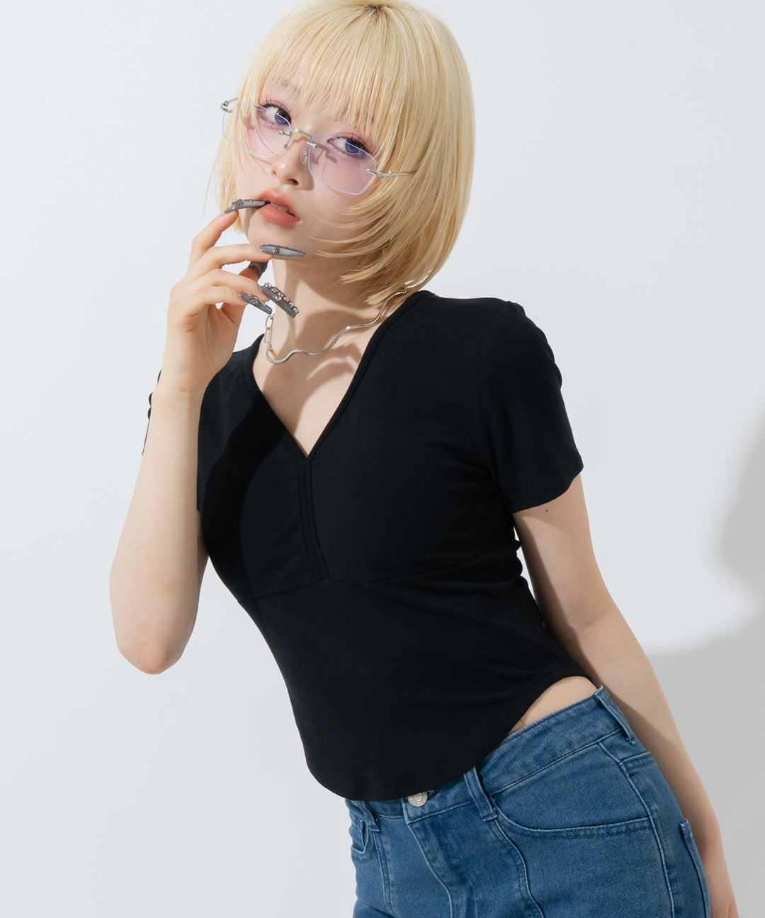 ブラック