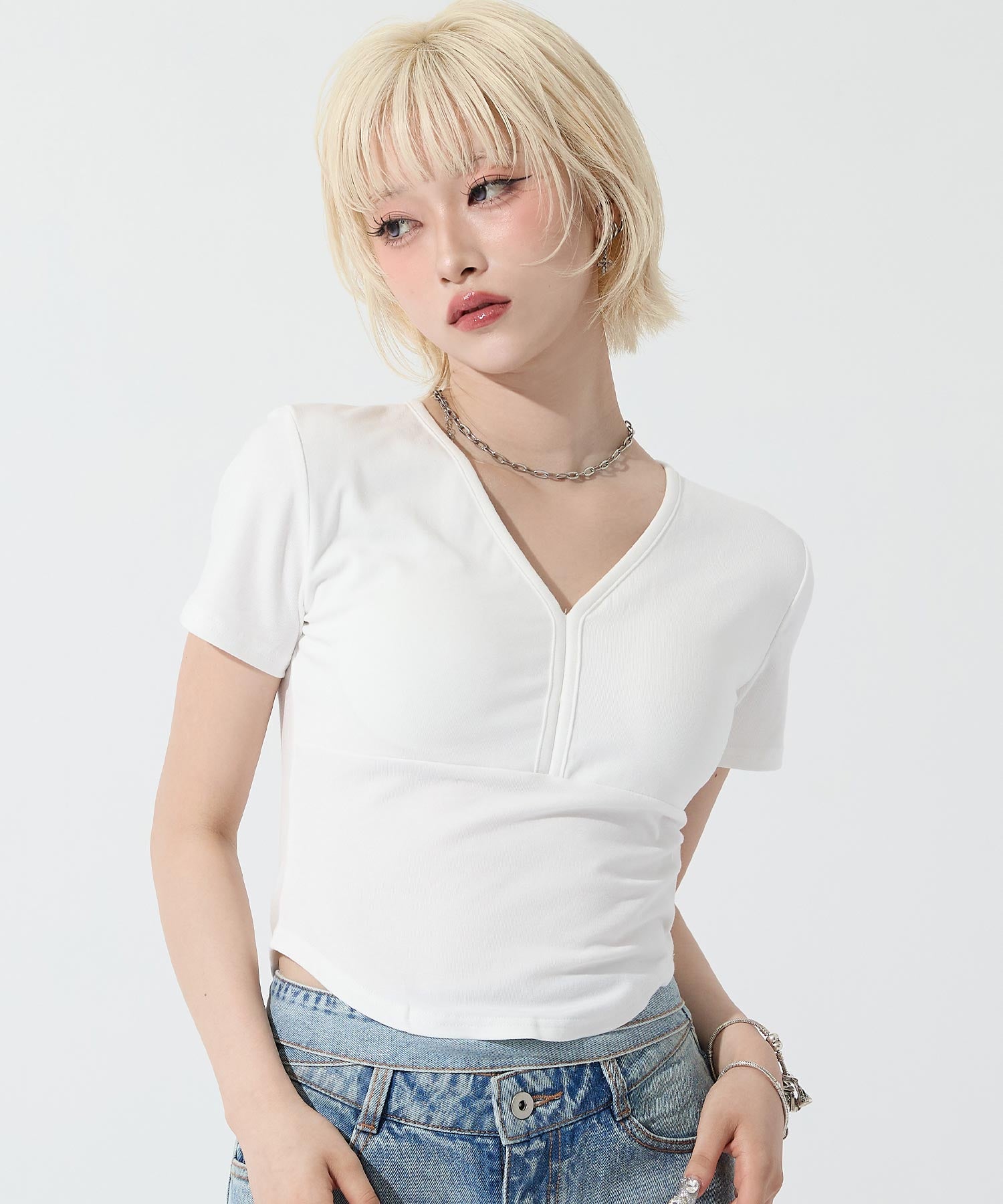 トップス V カップ付 Vネック ぴたっとTシャツ 153-6124 – ANAP オンラインショップ