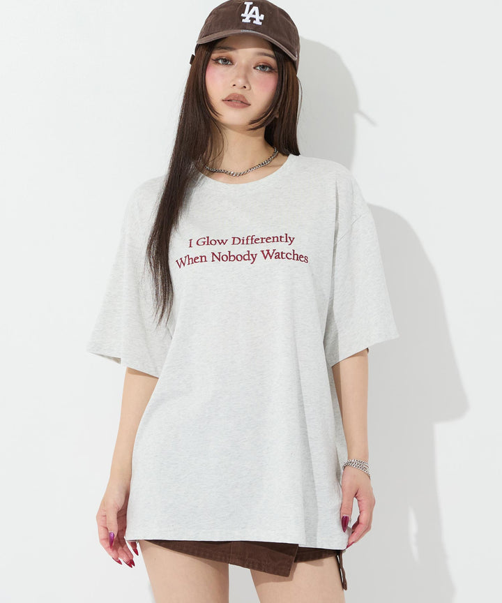 ライトグレー