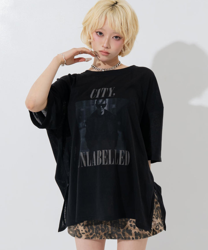 ブラック