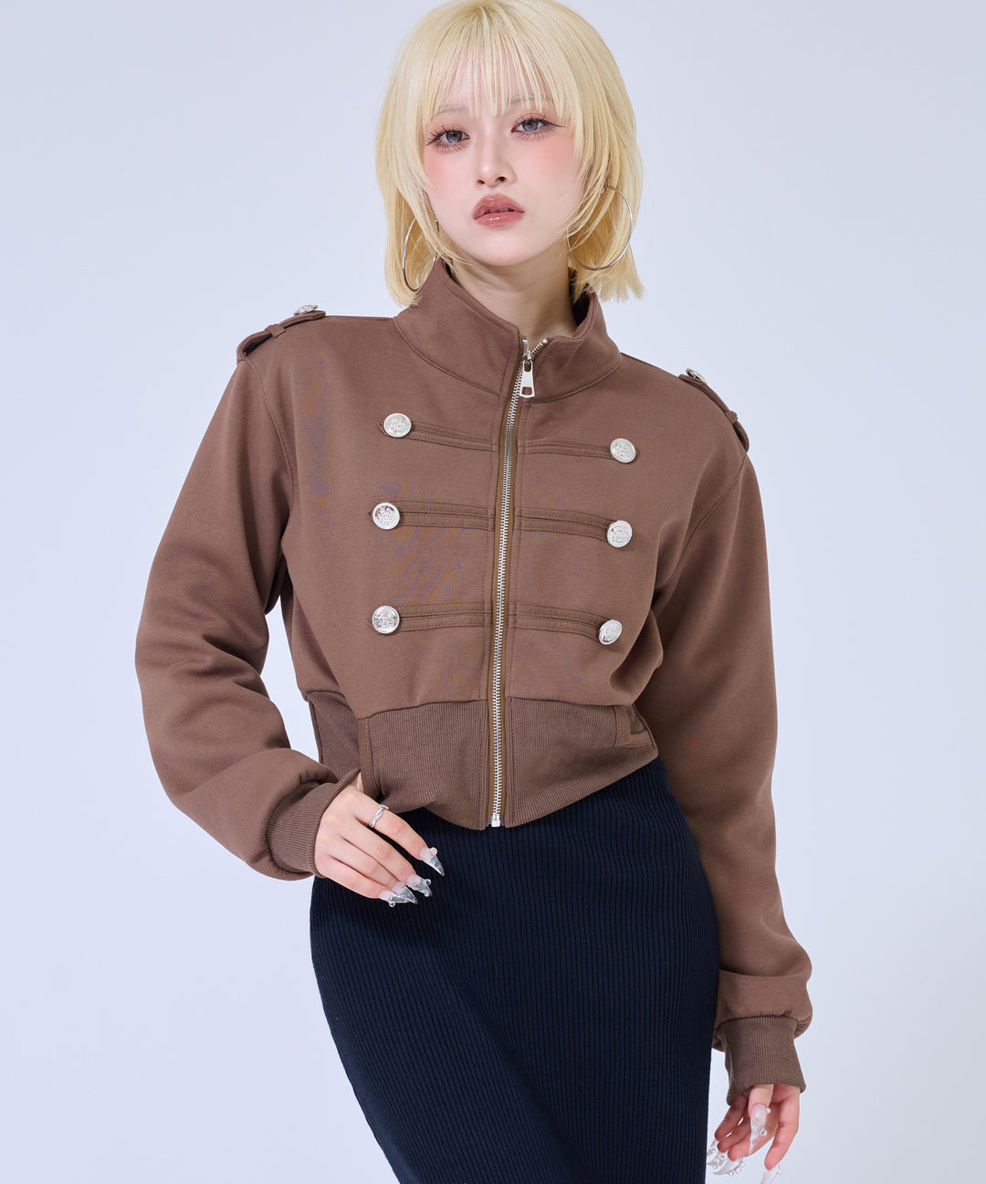 ブラウン(身長：約158cm)
