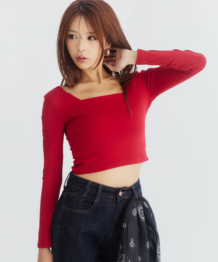 レッド(身長：約169cm)