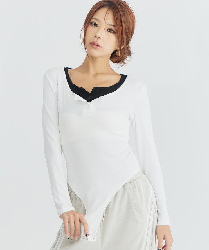 ホワイト(身長：約169cm)