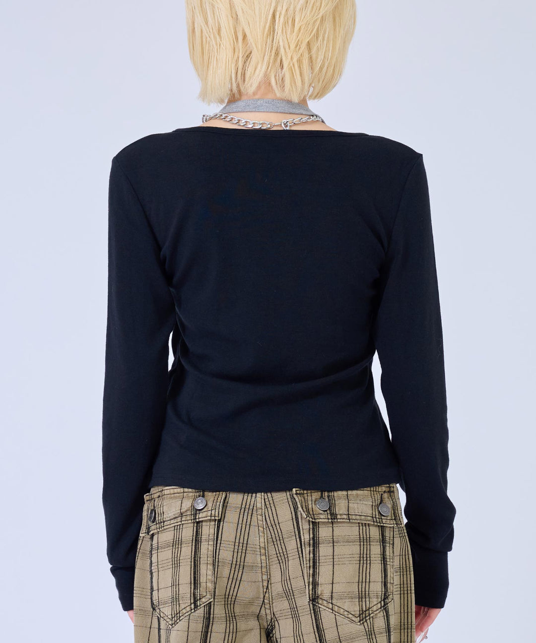 ブラック(身長：約158cm)