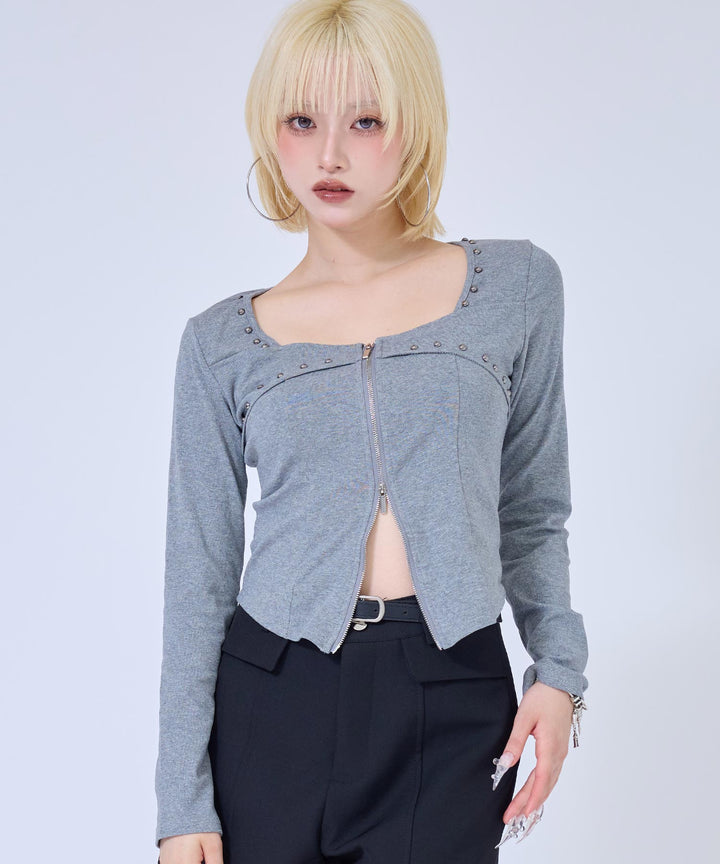 グレー(身長：約158cm)