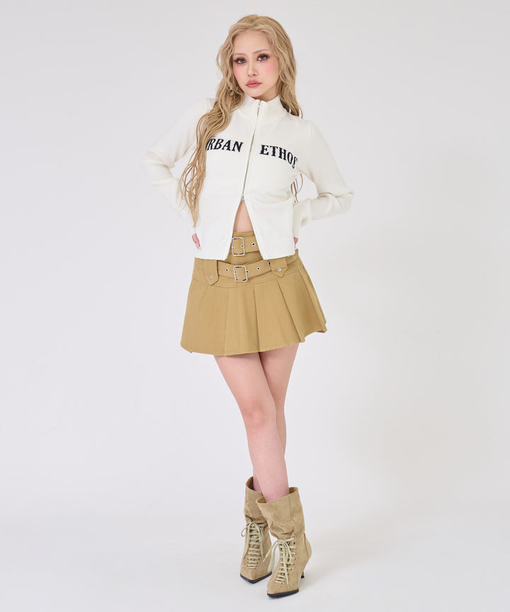 オフホワイト(身長：約157cm)