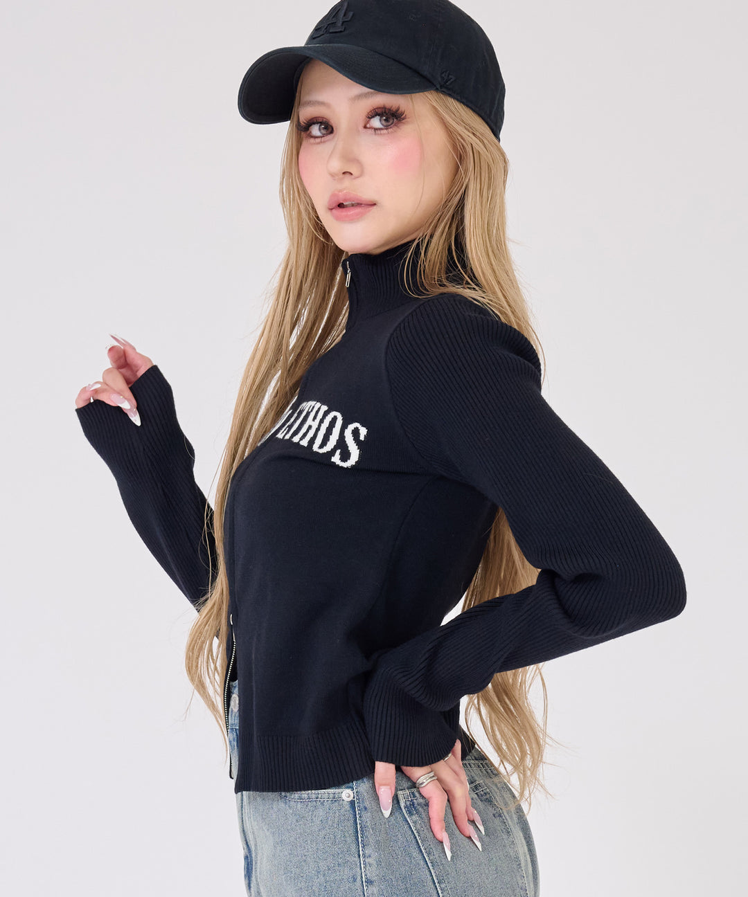 ブラック(身長：約157cm)