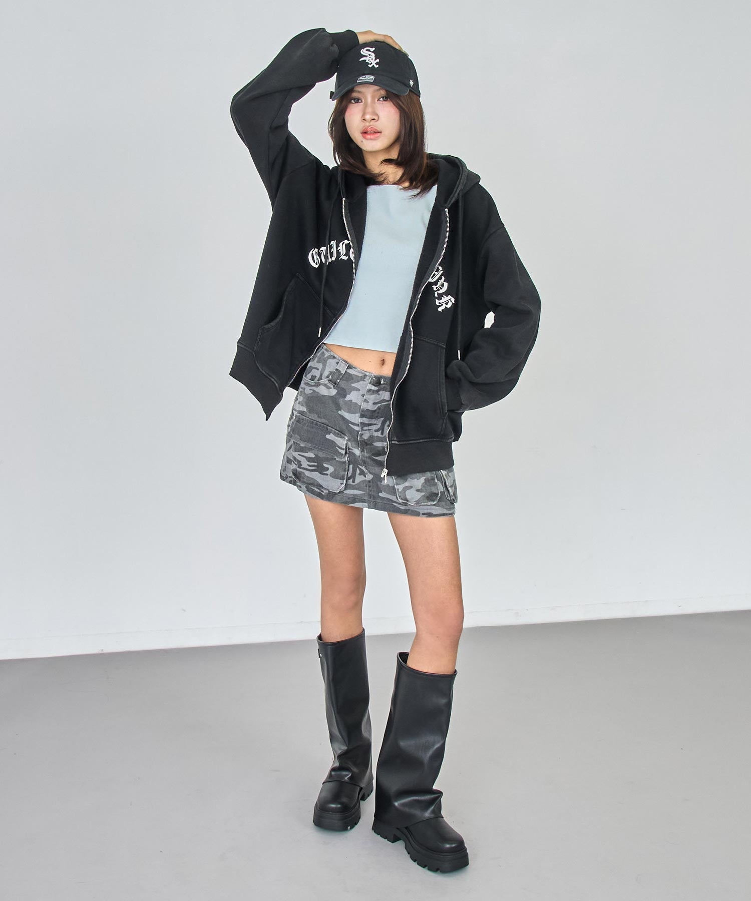 アッシュブラック