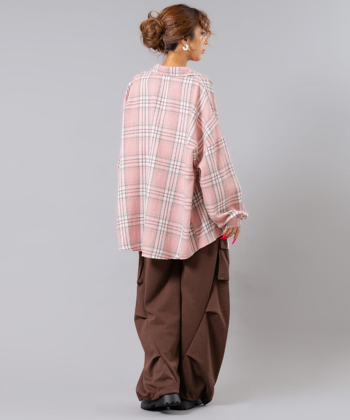ピンク(身長：約169cm)