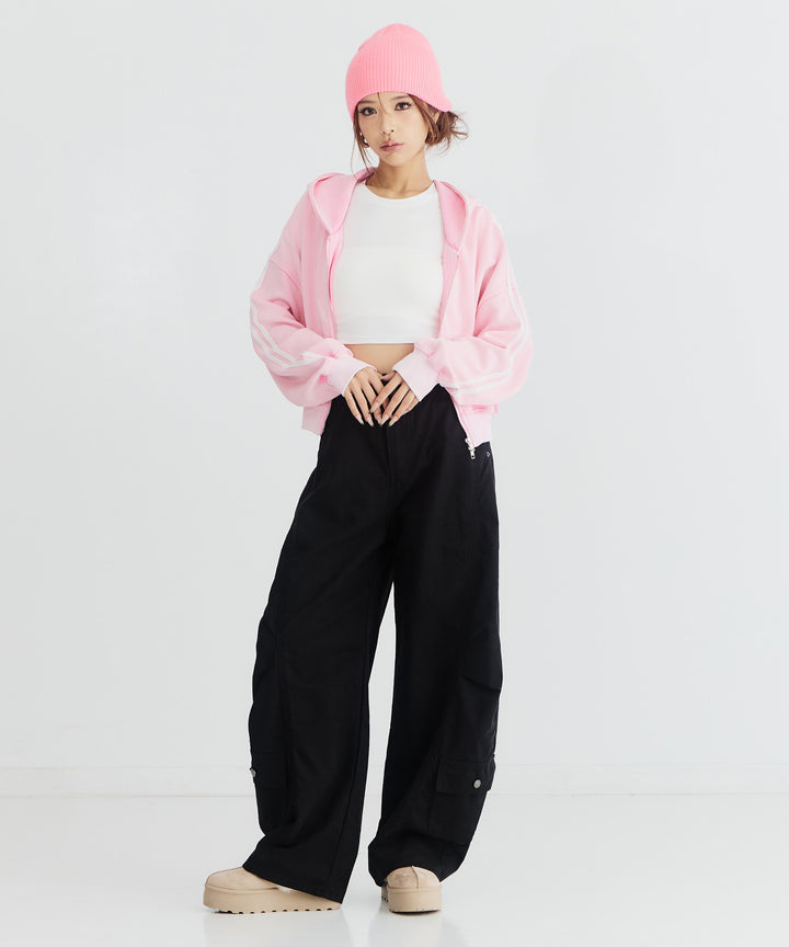 ベビーピンク(身長：約169cm)
