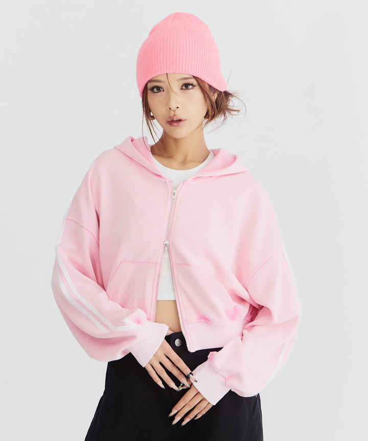 ベビーピンク(身長：約169cm)