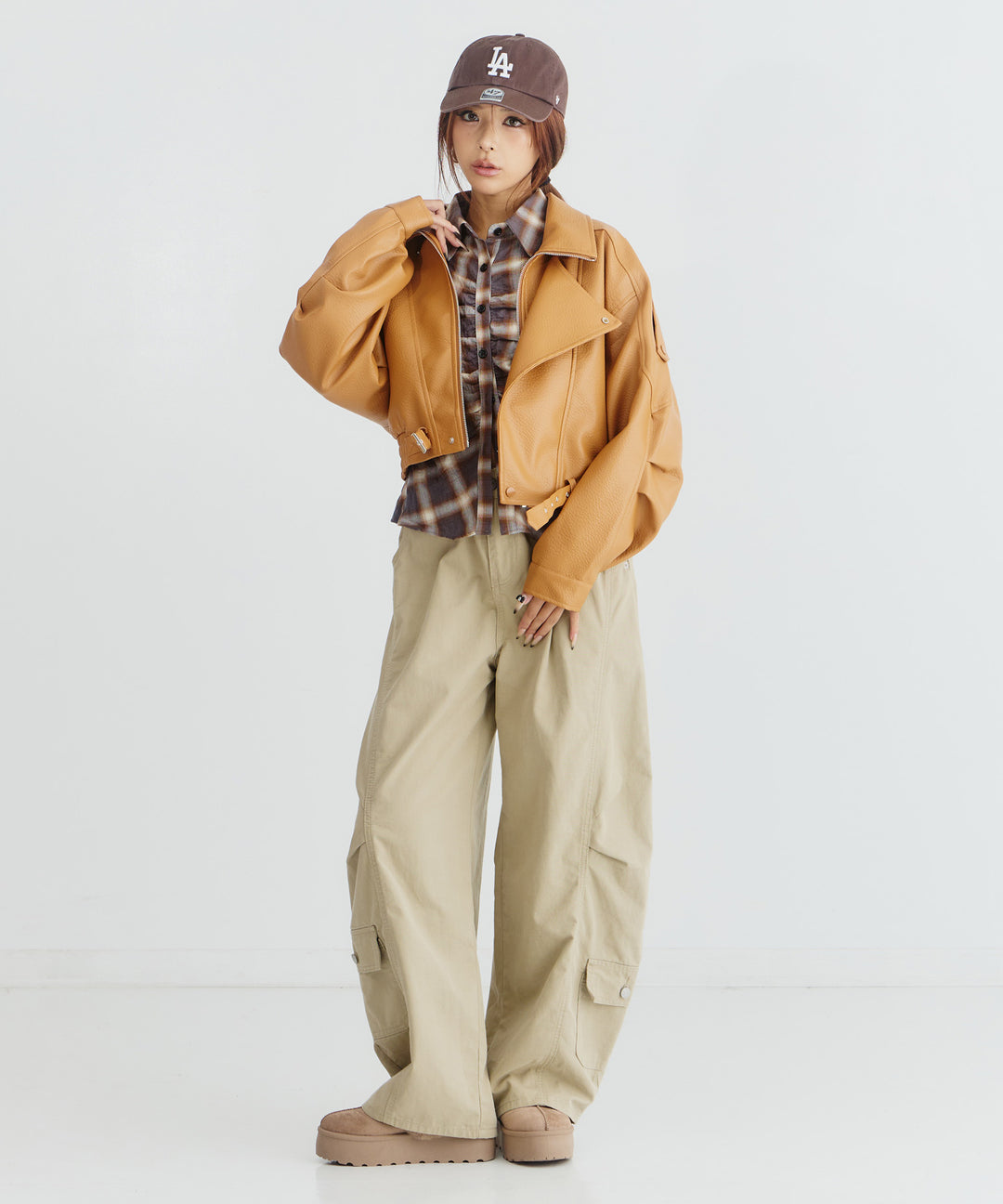 イエロー(身長：約169cm)