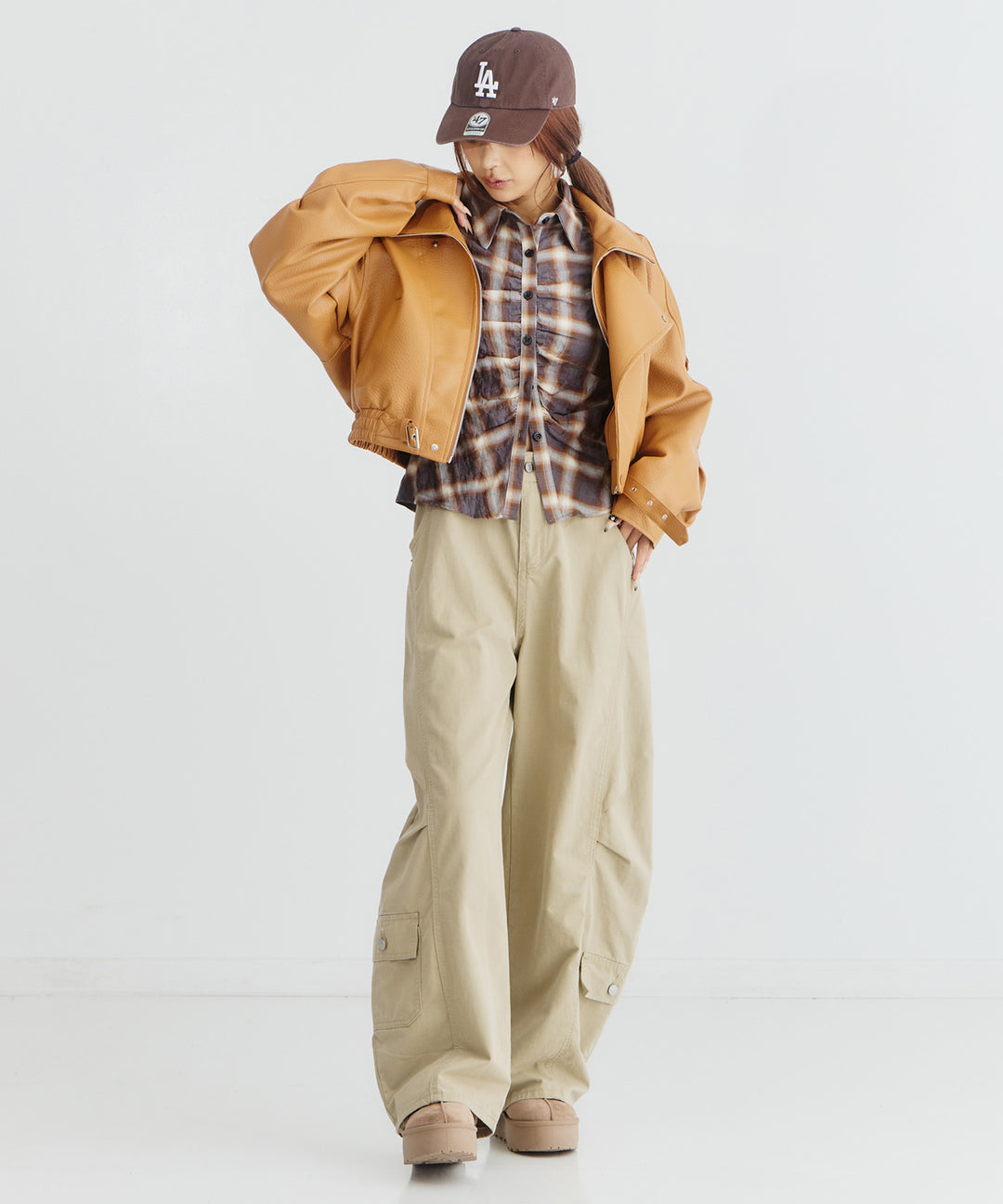 イエロー(身長：約169cm)