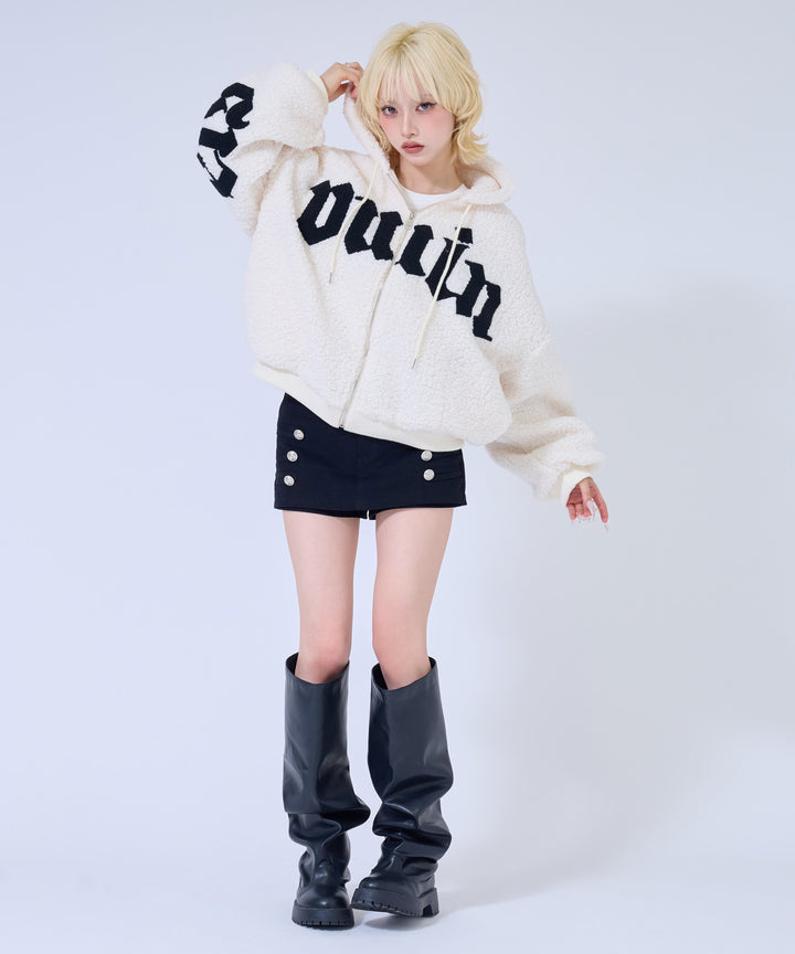 ホワイト(身長：約158cm)