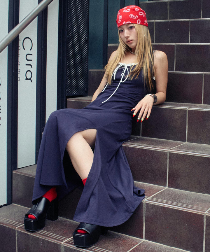 ネイビー