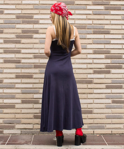 ネイビー
