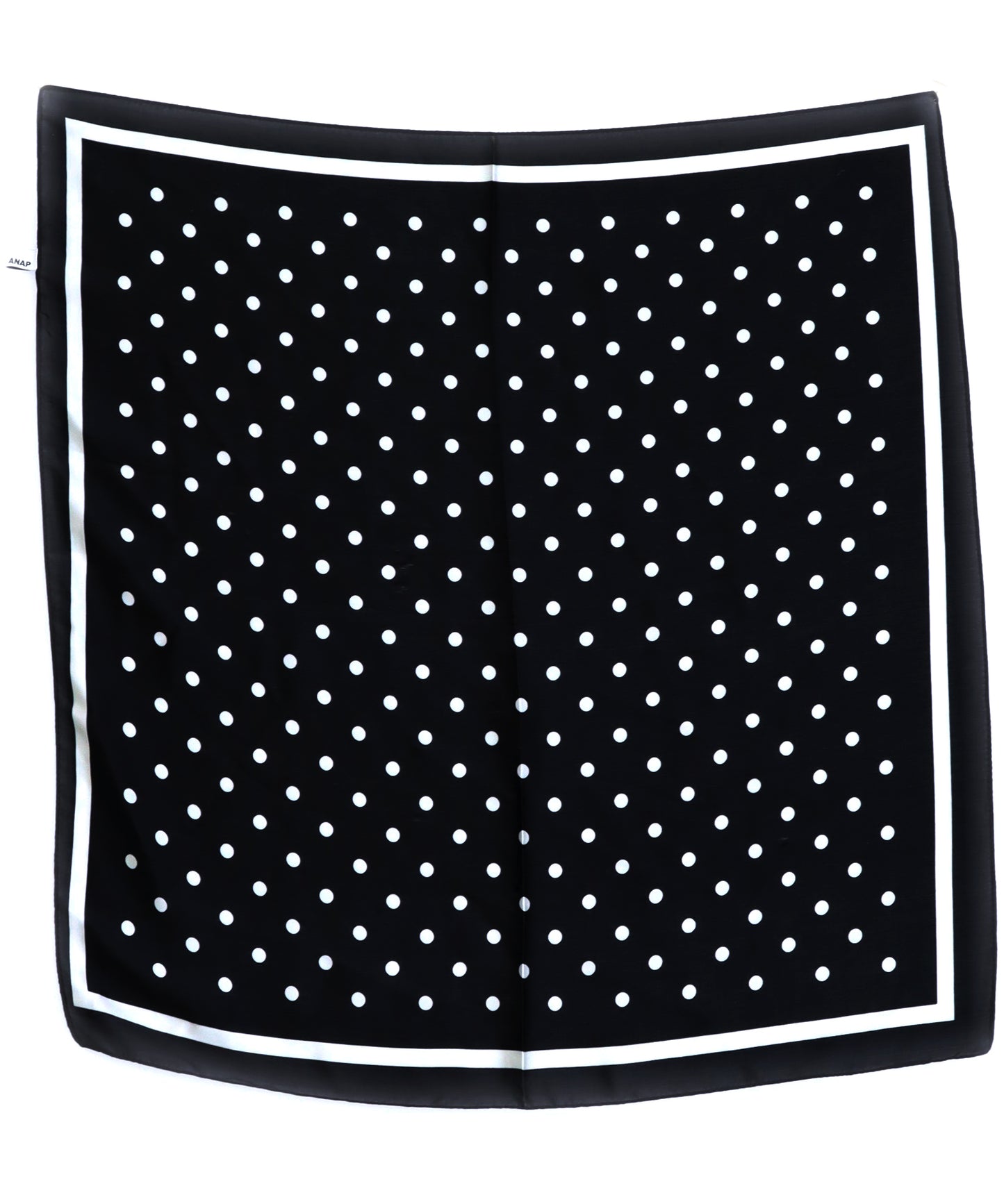 ブラック(色見本)