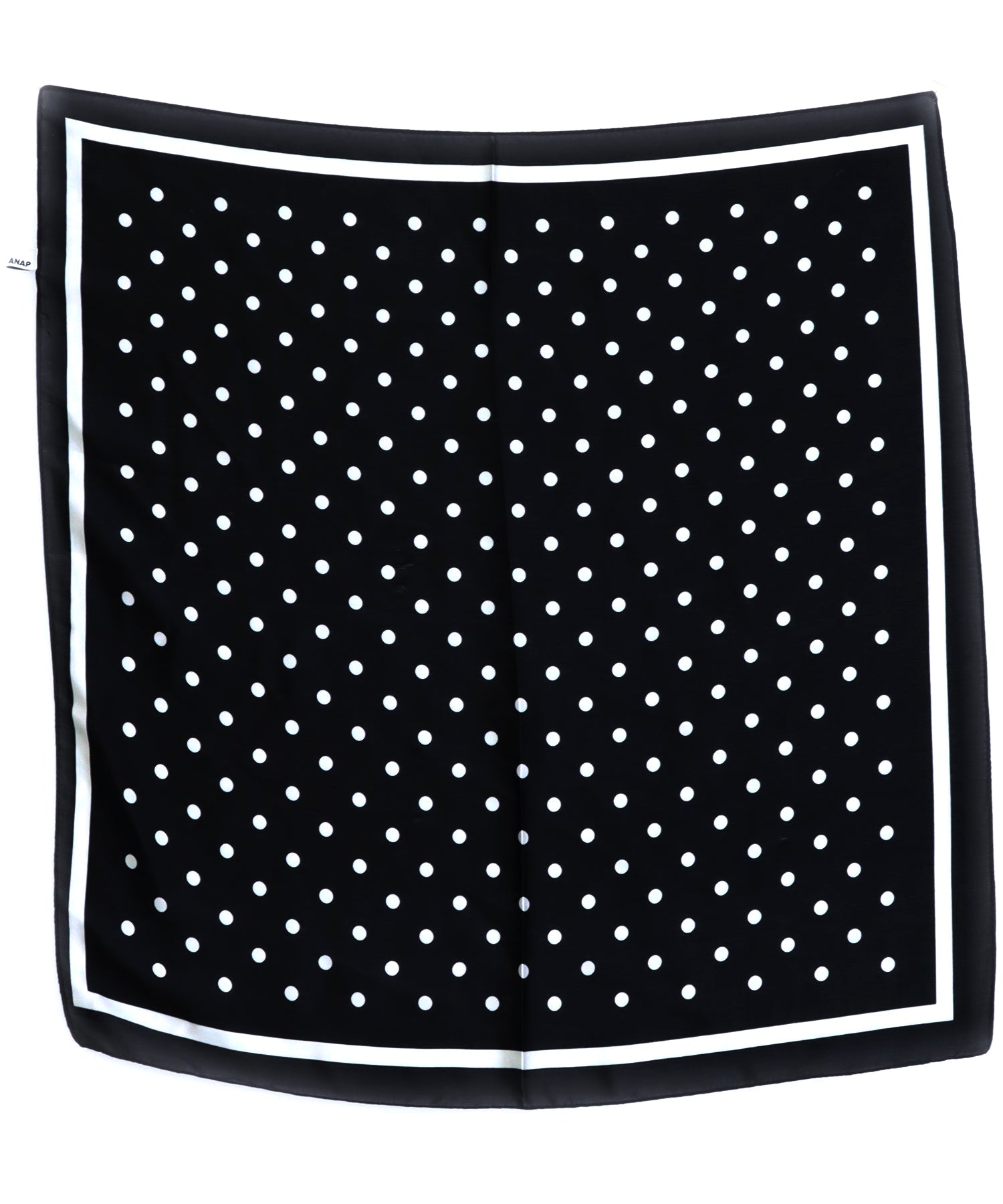 ブラック(色見本)