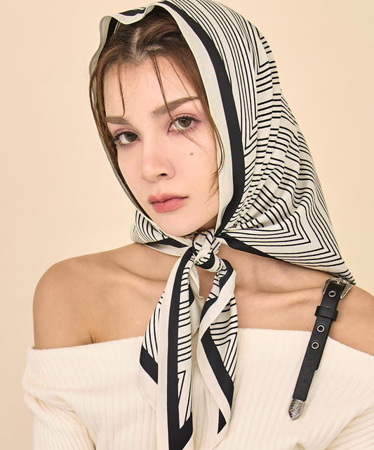 幾何学柄 トライアングル スカーフ 159-6022