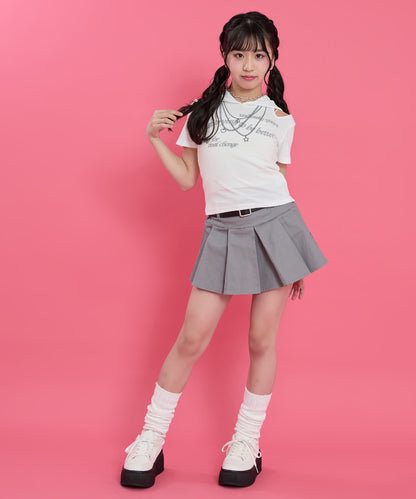 ホワイト(Sサイズ着用/身長：約149cm)