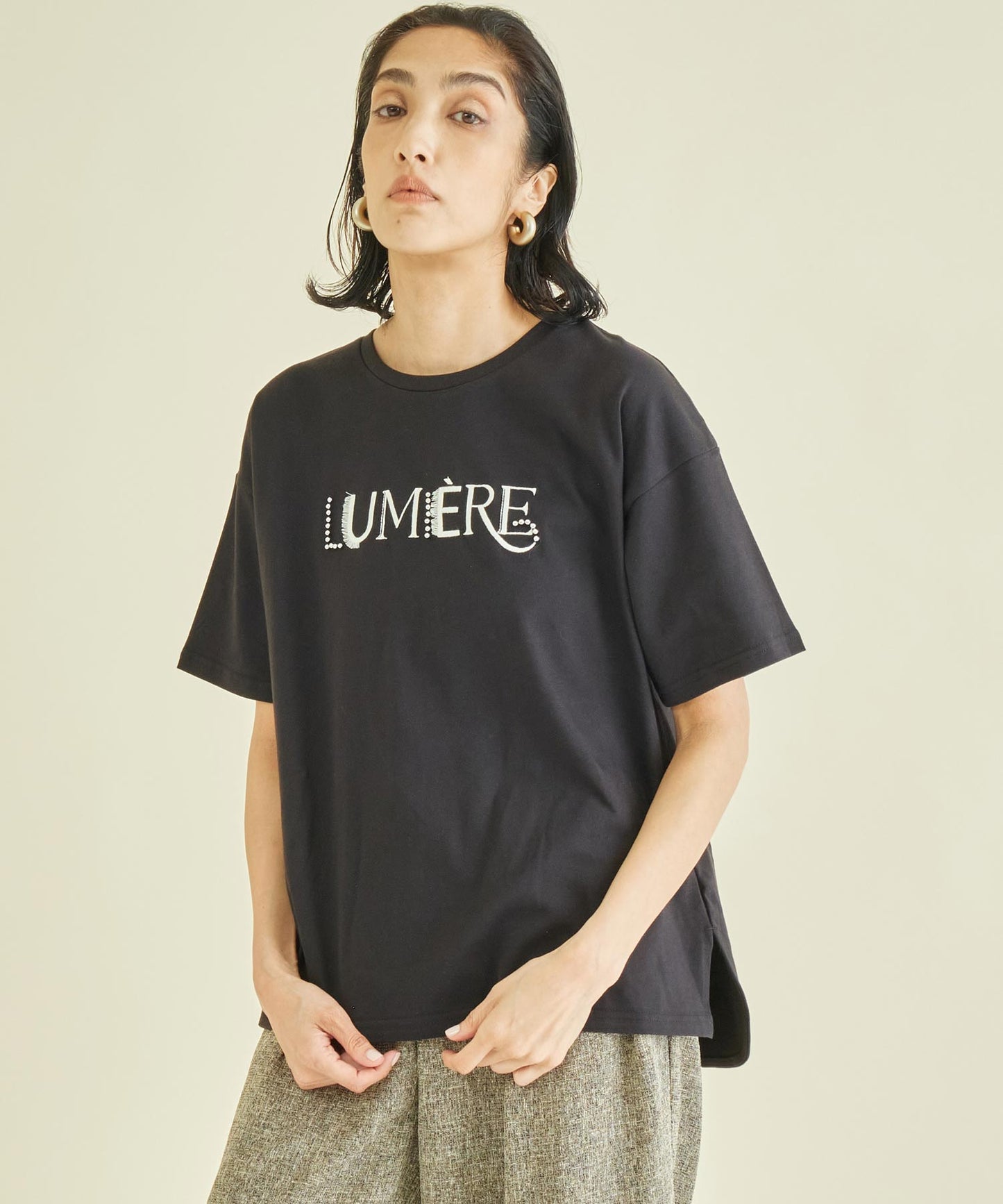 スタッズ ミックス 刺繍 ロゴ Tシャツ 363-9635