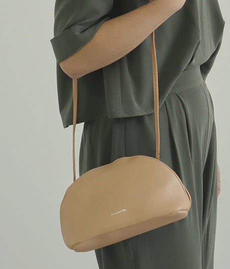 ラウンド ZIP ショルダー バッグ 83886