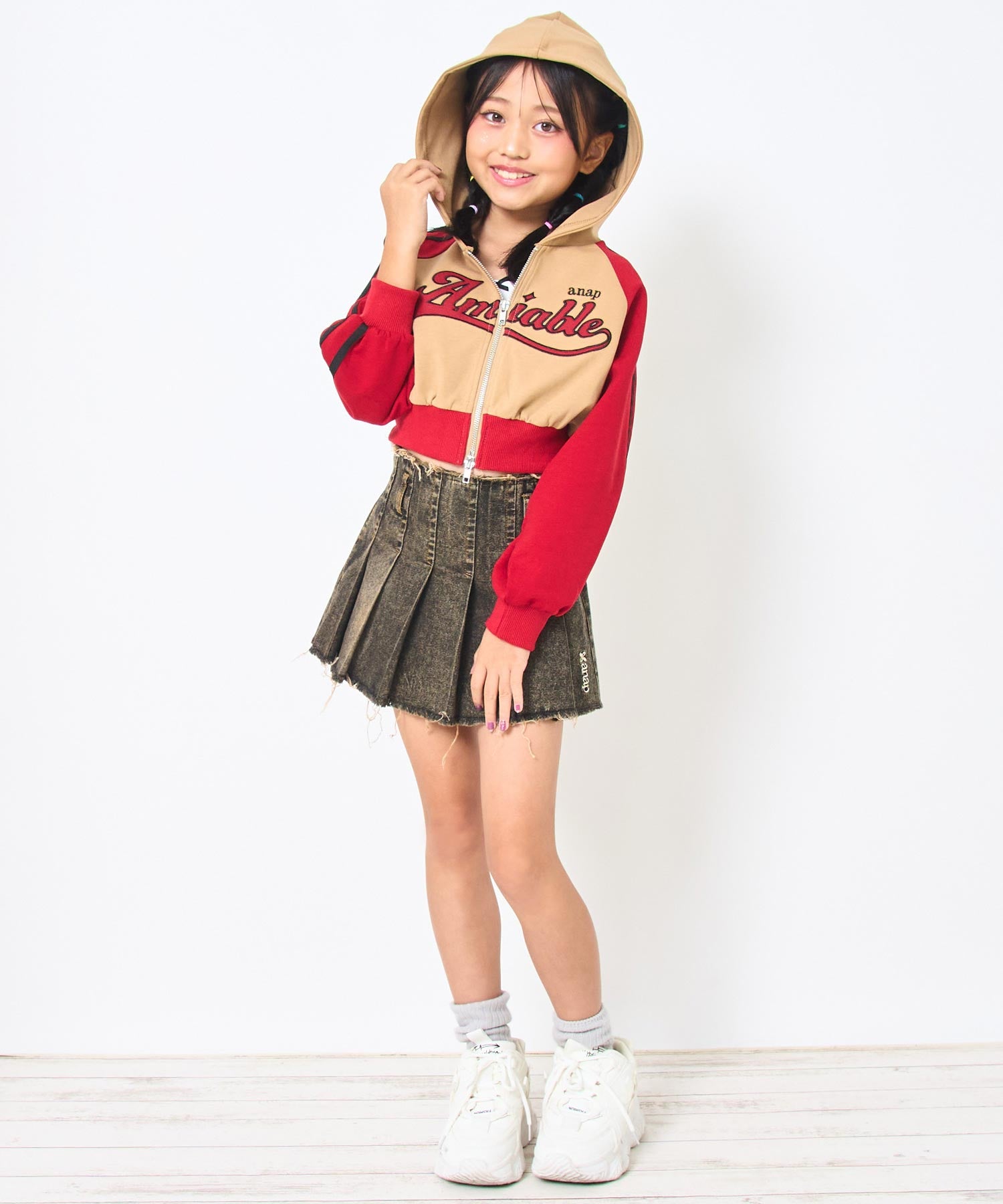 (新色)ブラウン(120サイズ着用/身長：約128cm)