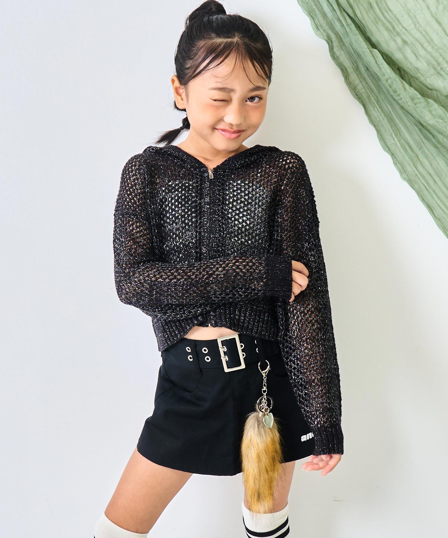 (新色)ブラック(120サイズ着用/身長：約128cm)
