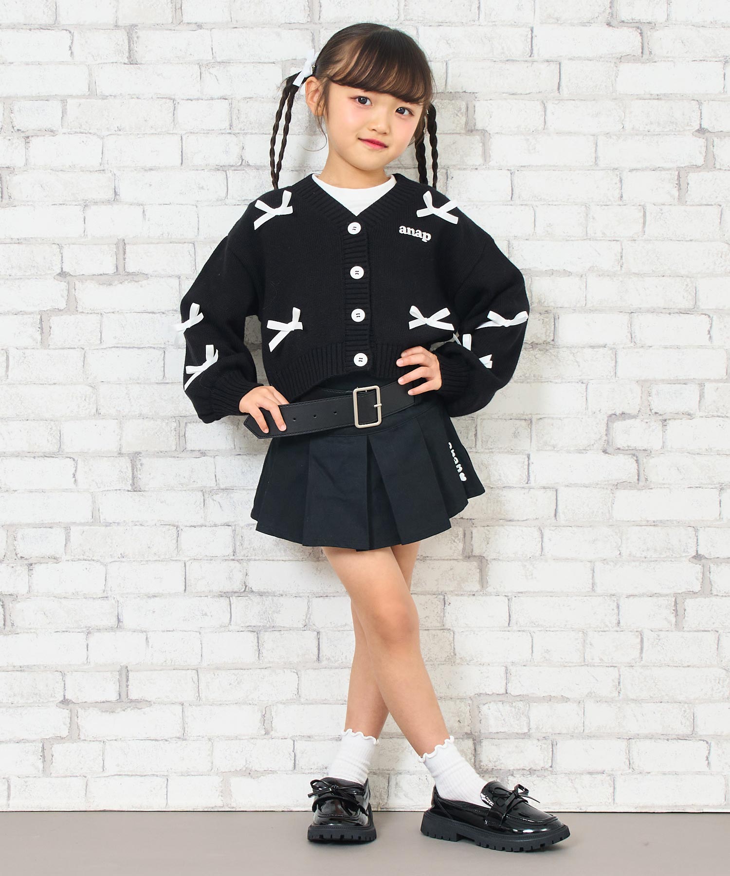 ブラック(110サイズ着用/身長：約113cm)