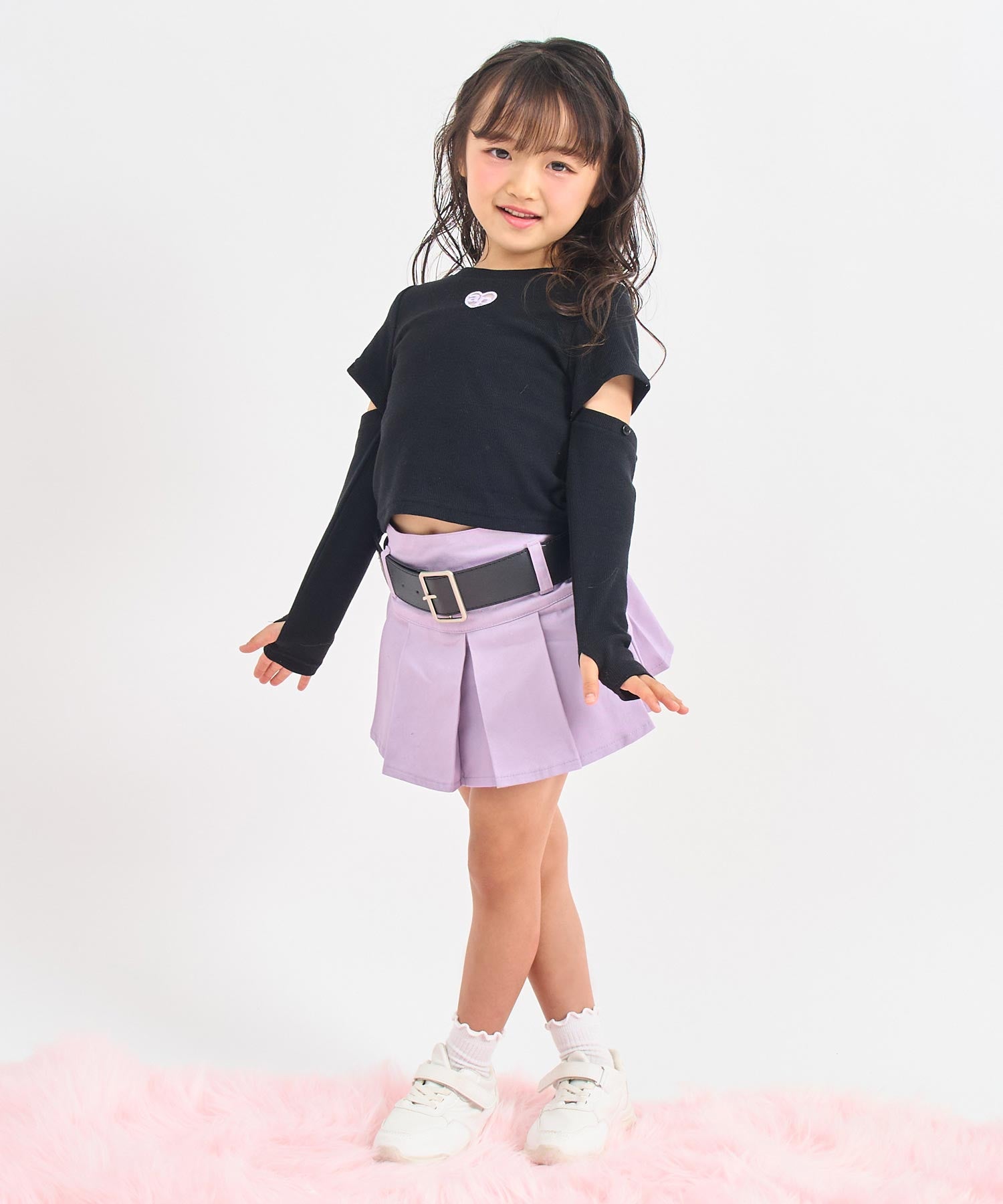 ラベンダー(110サイズ着用/身長：約113cm)