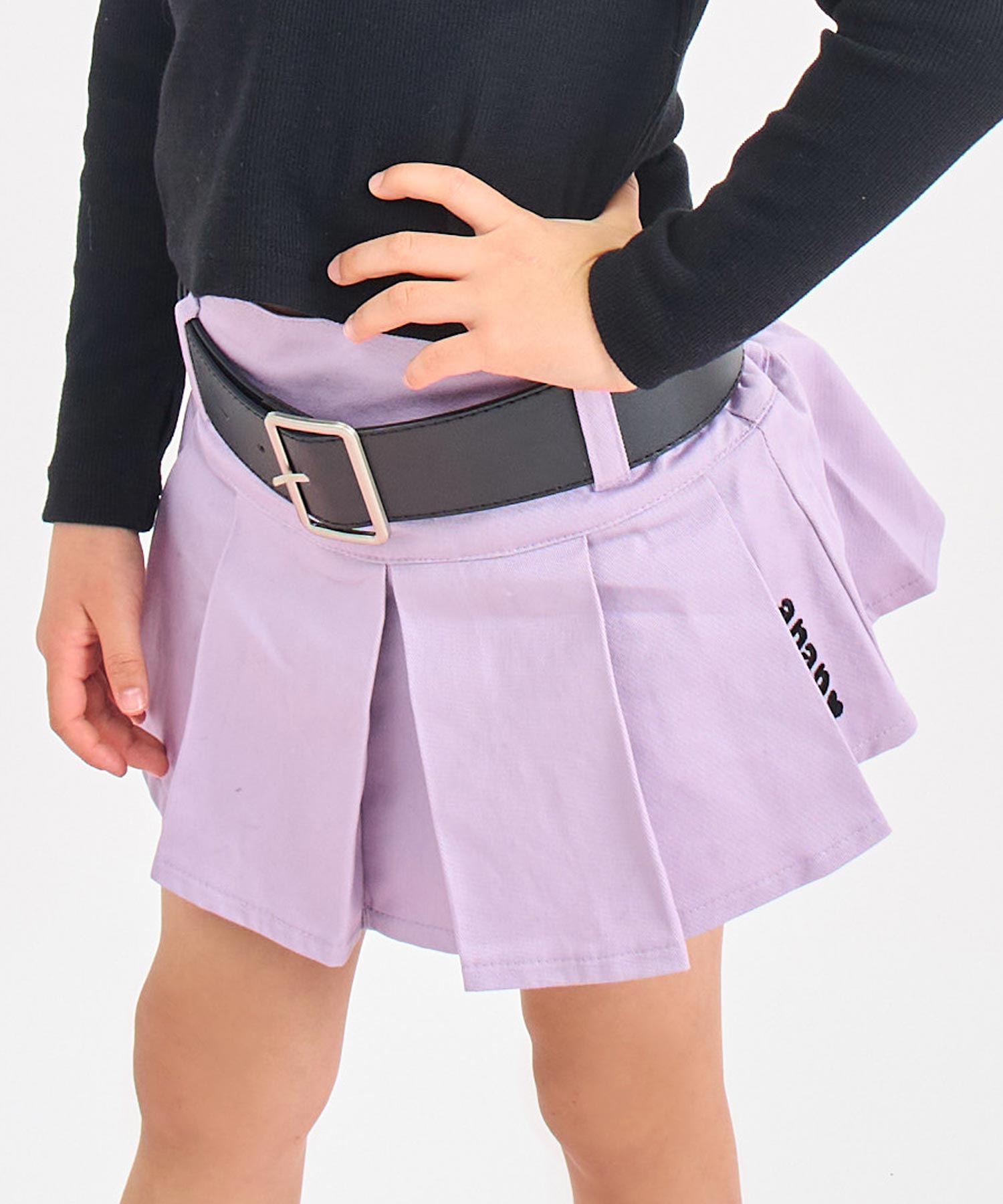 ラベンダー(110サイズ着用/身長：約113cm)