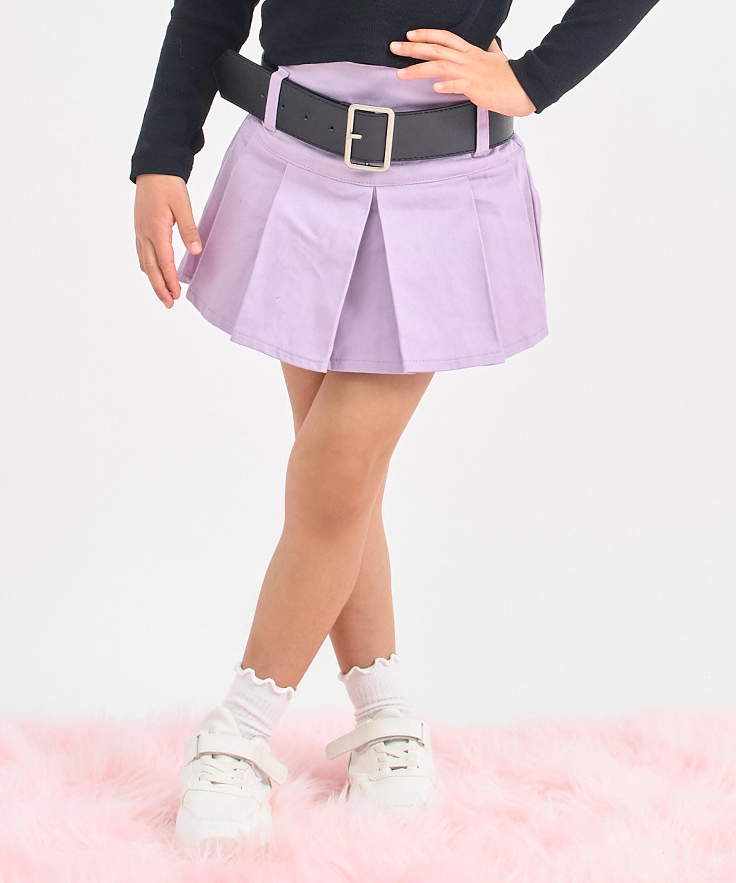 ラベンダー(110サイズ着用/身長：約113cm)