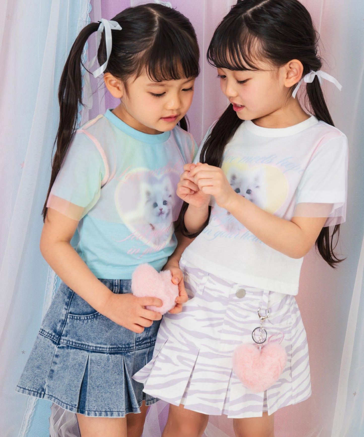 ブルー(110サイズ着用/身長：約103cm)
ラベンダー(110サイズ着用/身長：約106cm)