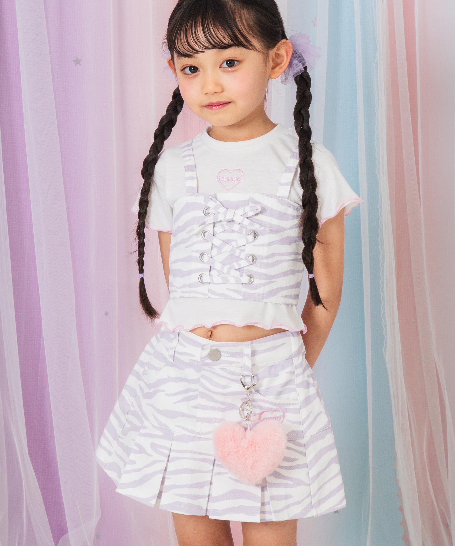 ラベンダー(110サイズ着用/身長：約106cm)