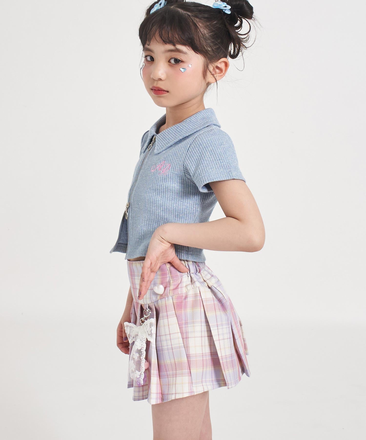 ピンク(120サイズ着用/身長：約123cm)