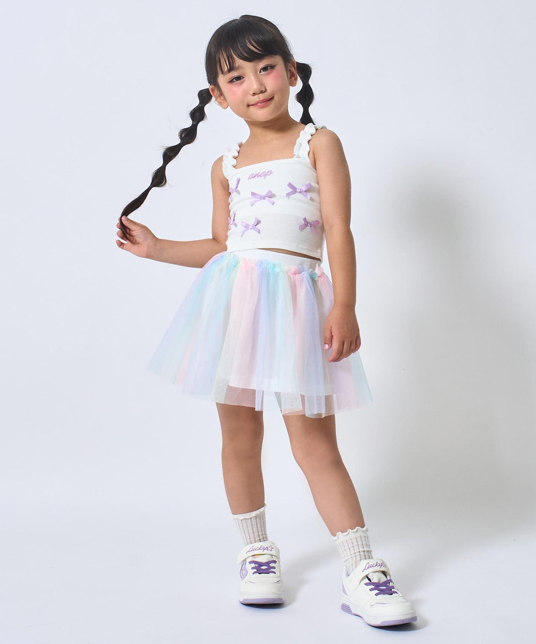 レインボー(110サイズ着用/身長：約110cm)