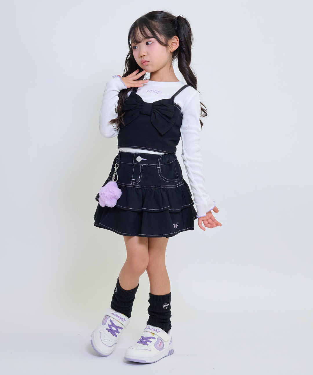 ブラック(120サイズ着用/身長：約110cm)