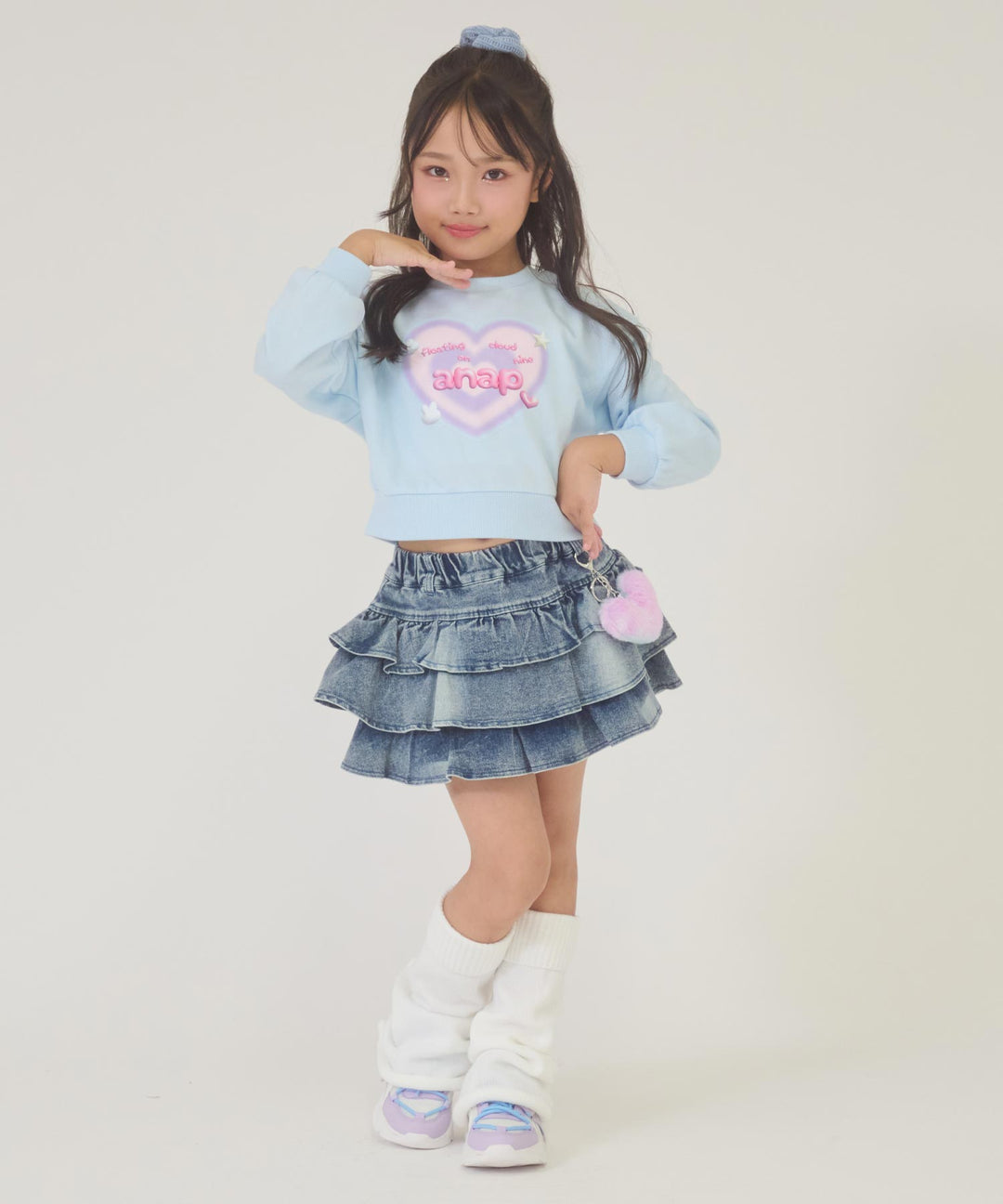 ブルー(120サイズ着用/身長：約124cm)
