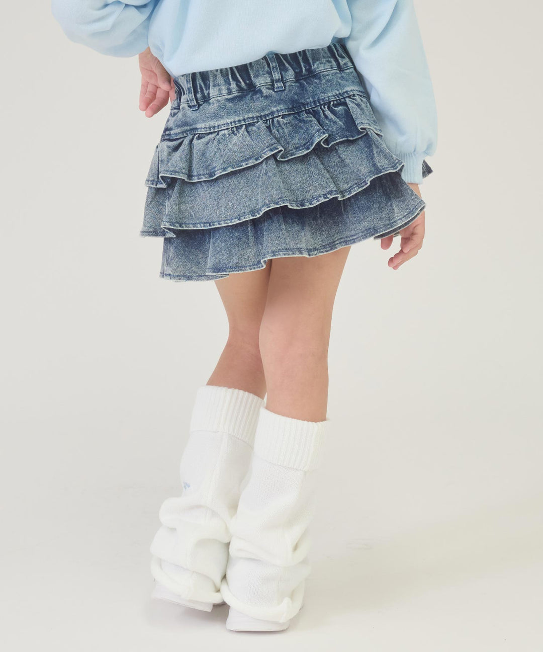 ブルー(120サイズ着用/身長：約124cm)
