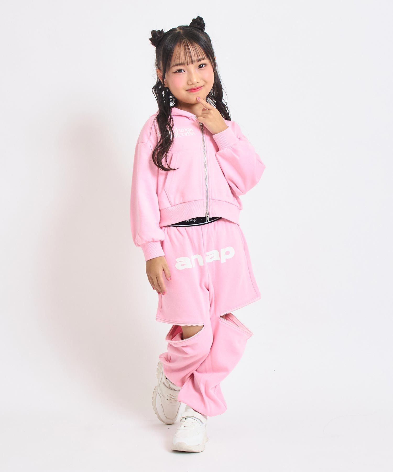 ライトピンク(110サイズ着用/身長：約115cm)