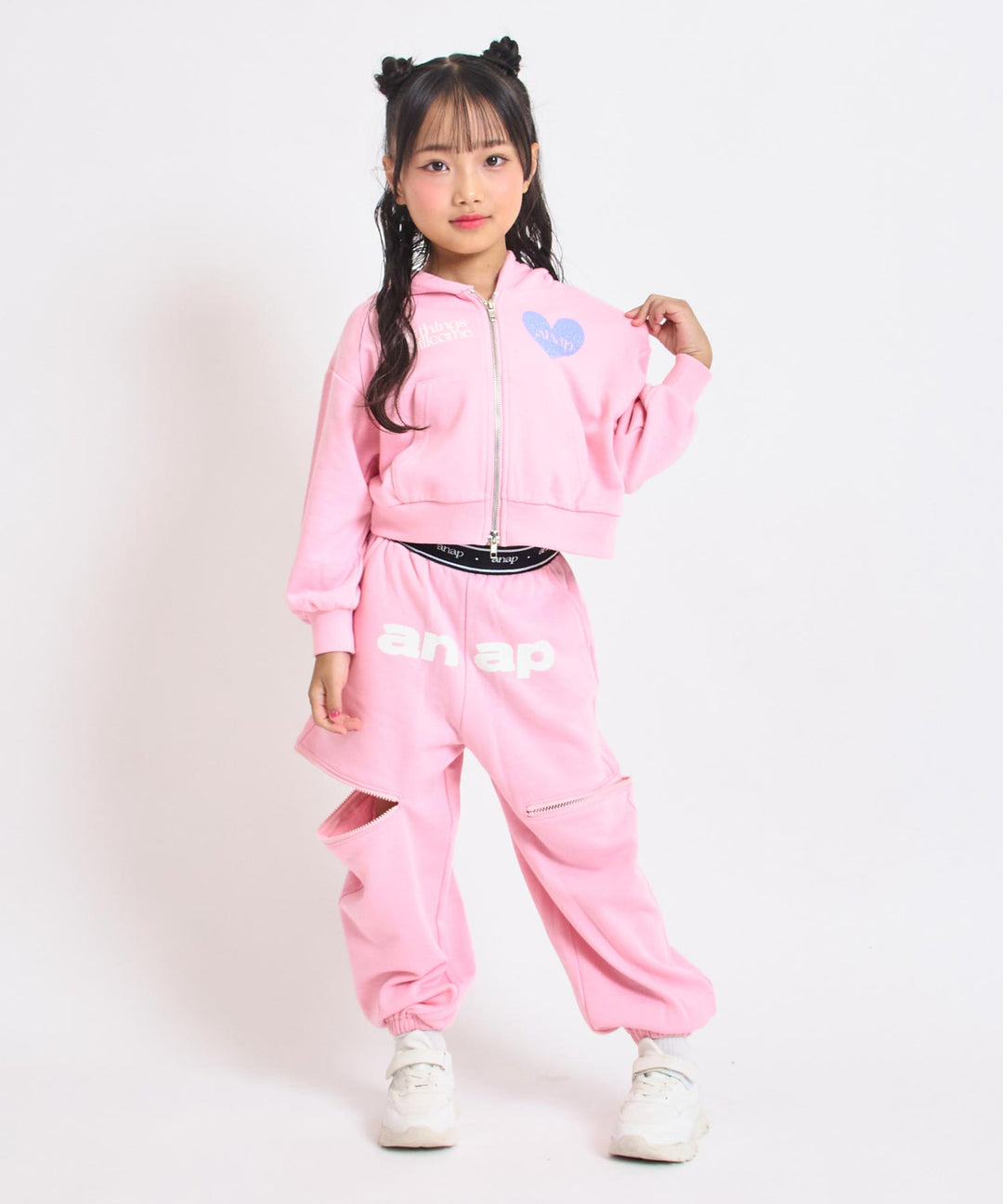 ライトピンク(110サイズ着用/身長：約115cm)